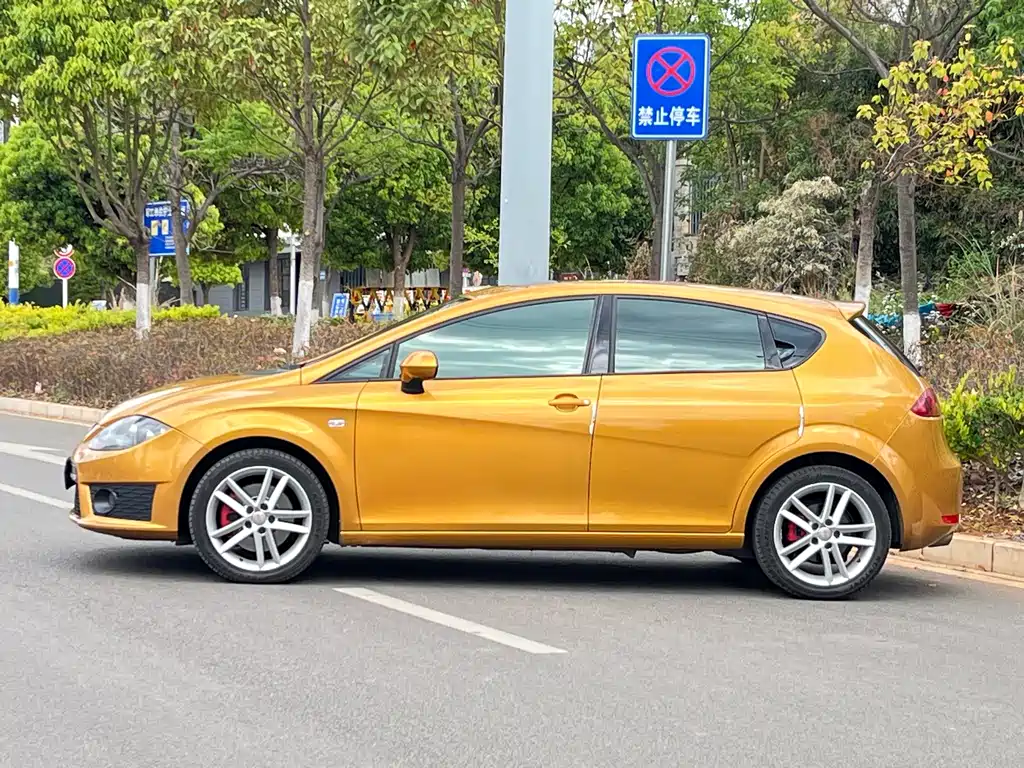 SEAT LEON 2013 — фото 4