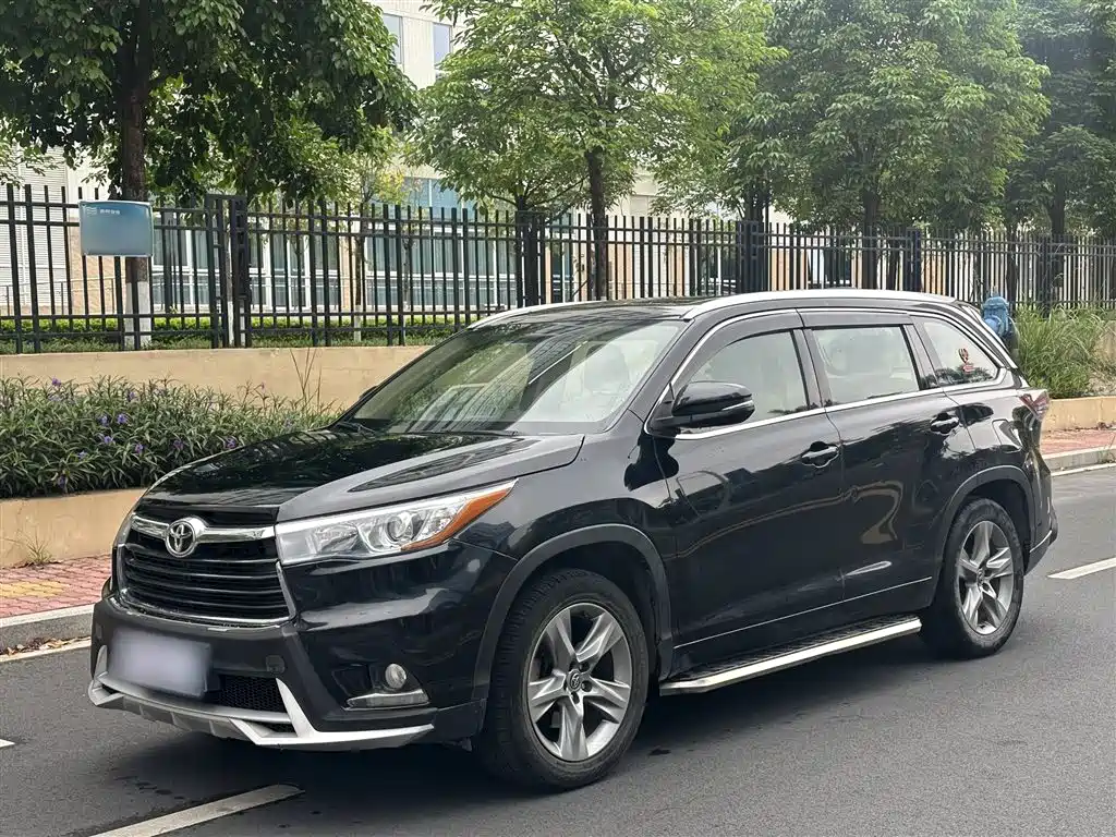 Toyota Highlander 2016 — фото 2