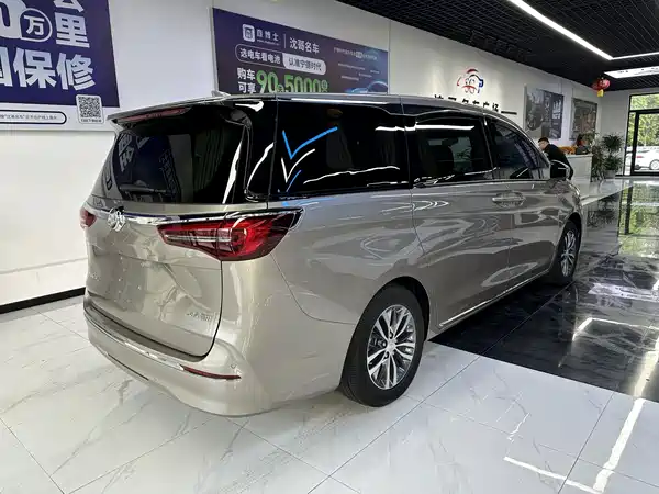Buick GL8 2023