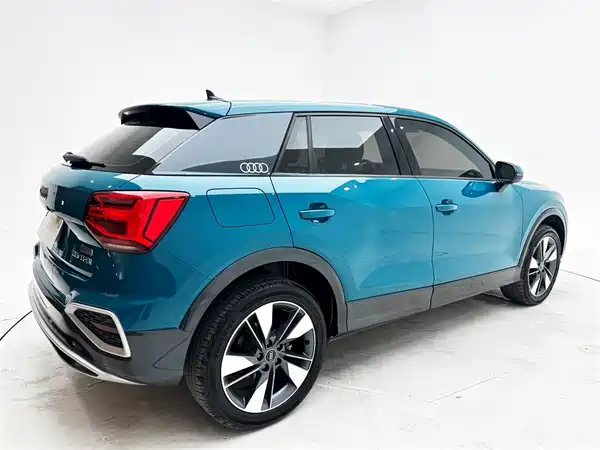 Audi Q2L 2022