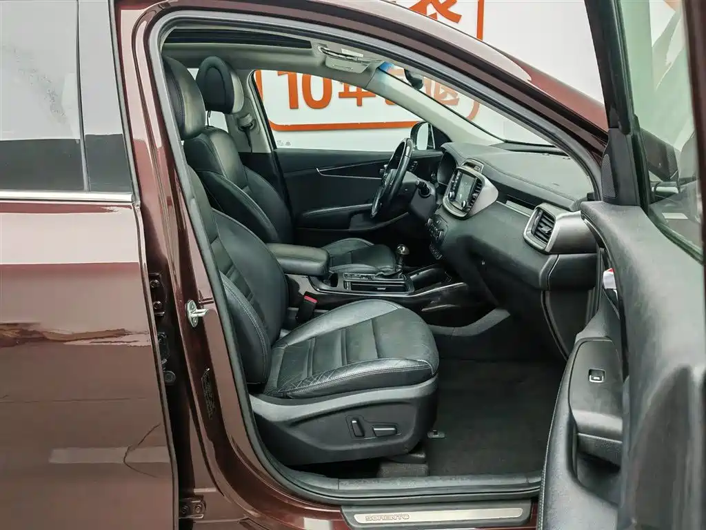Kia Sorento 2015 — фото 23