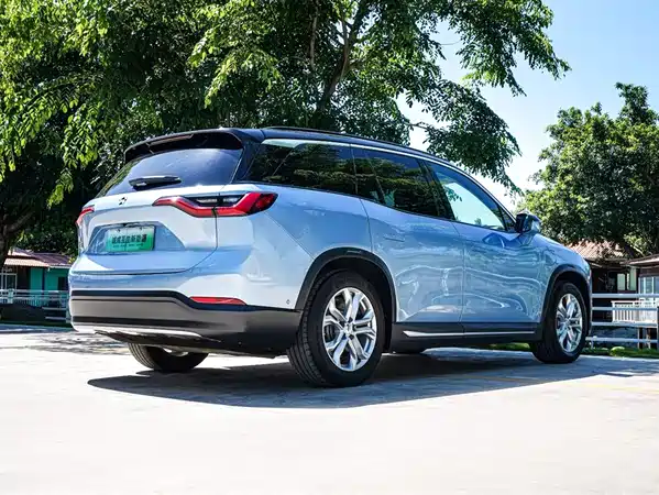 NIO ES8 2018
