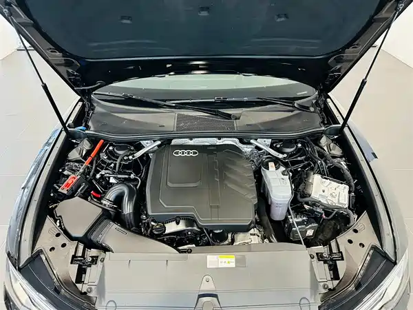 Audi A6L 2024