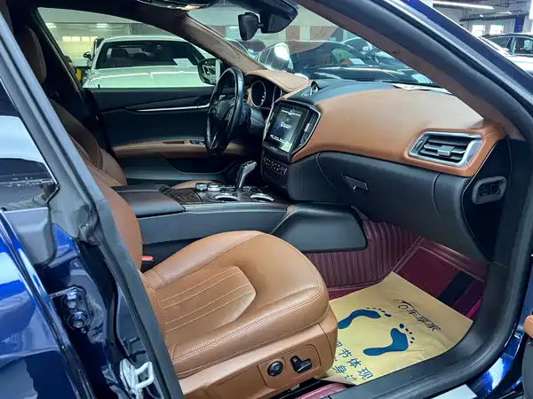 Maserati Ghibli 2020