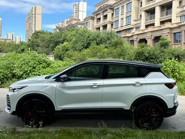 Geely Binyue 2024