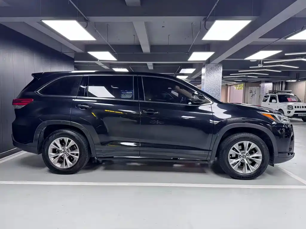 Toyota Highlander 2019 — фото 4