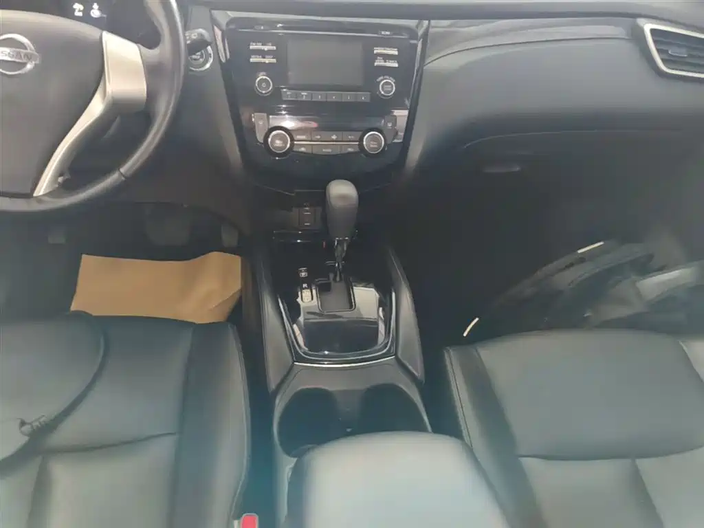 Nissan X-Trail 2015 — фото 14