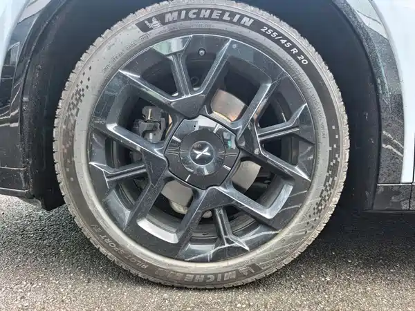 XPeng G7 2025