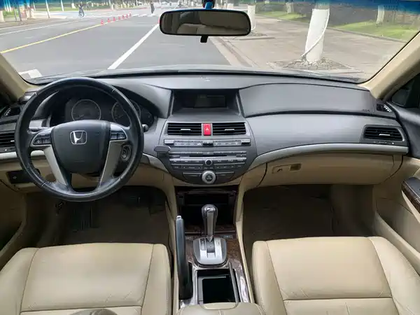 Honda Accord 2010
