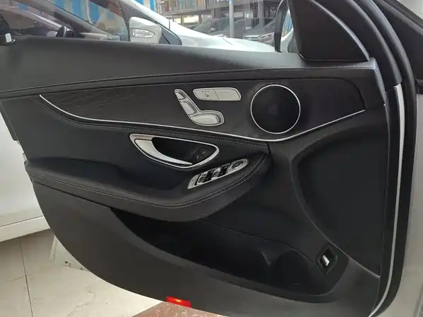 Mercedes-Benz C-Class 2018
