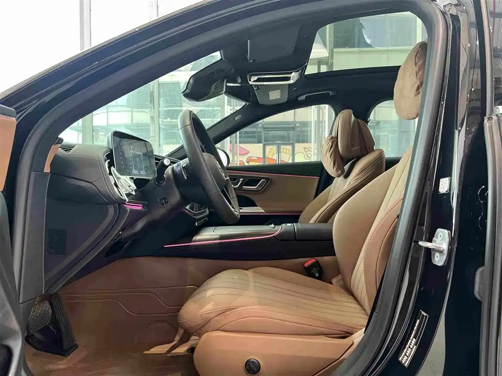 Mercedes-Benz E-Class 2025