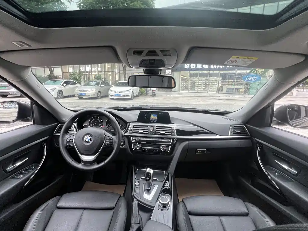 BMW 3 Series GT 2019 — фото 9
