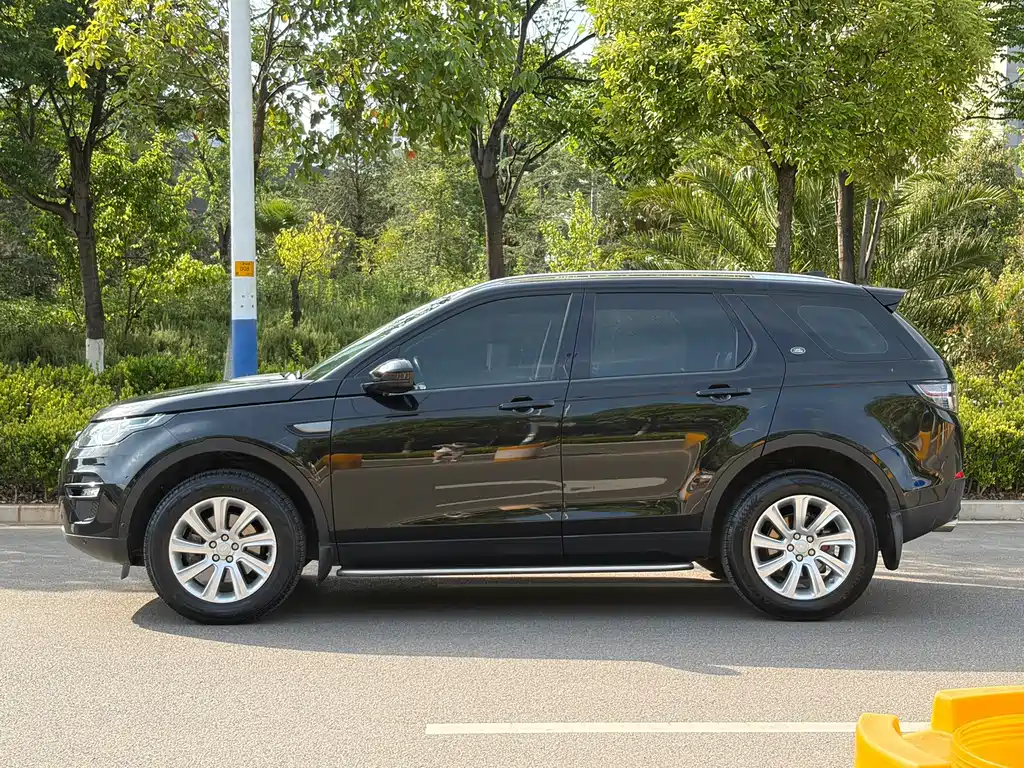 Land Rover Discovery Sport 2018 — фото 3