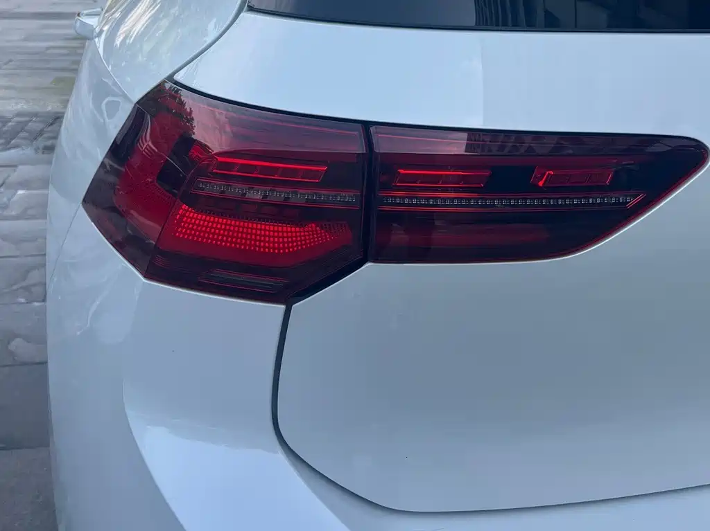 Volkswagen Golf 2022