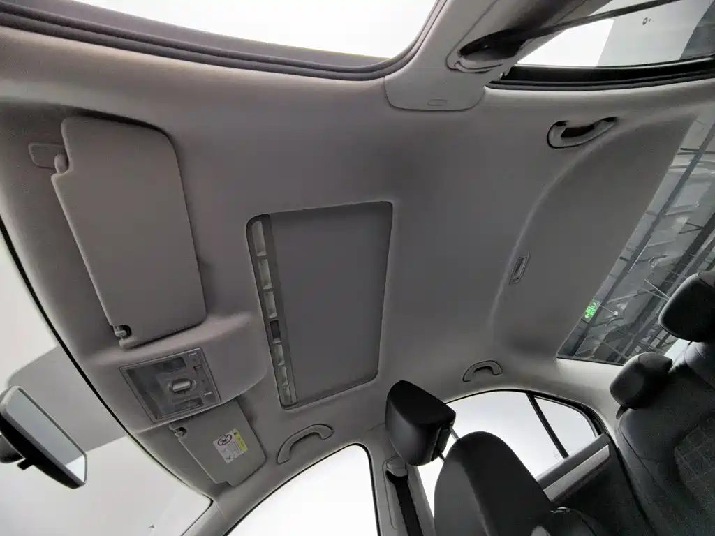 Volkswagen Jetta 2018 — фото 14