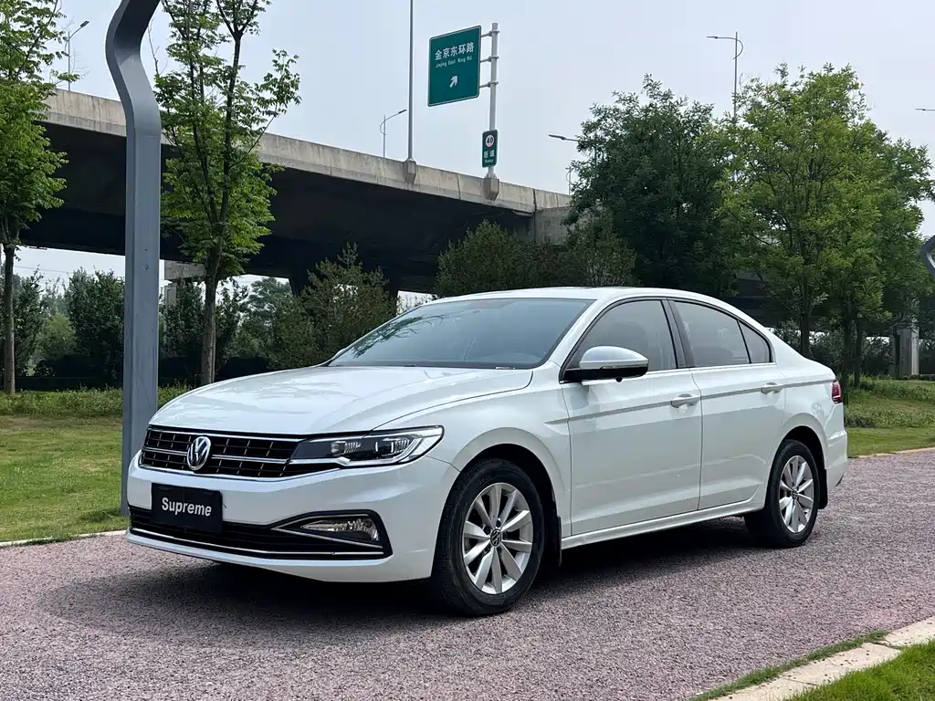 Volkswagen Bora 2021