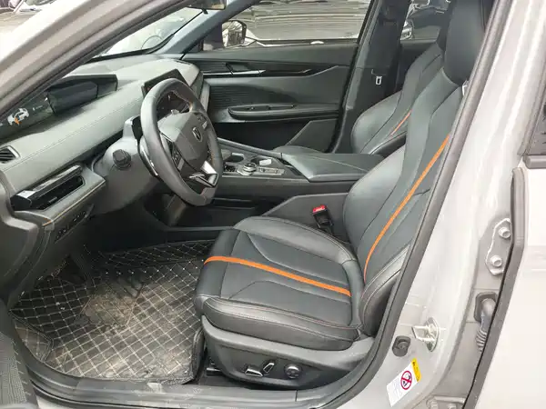 Changan UNI-V 2024