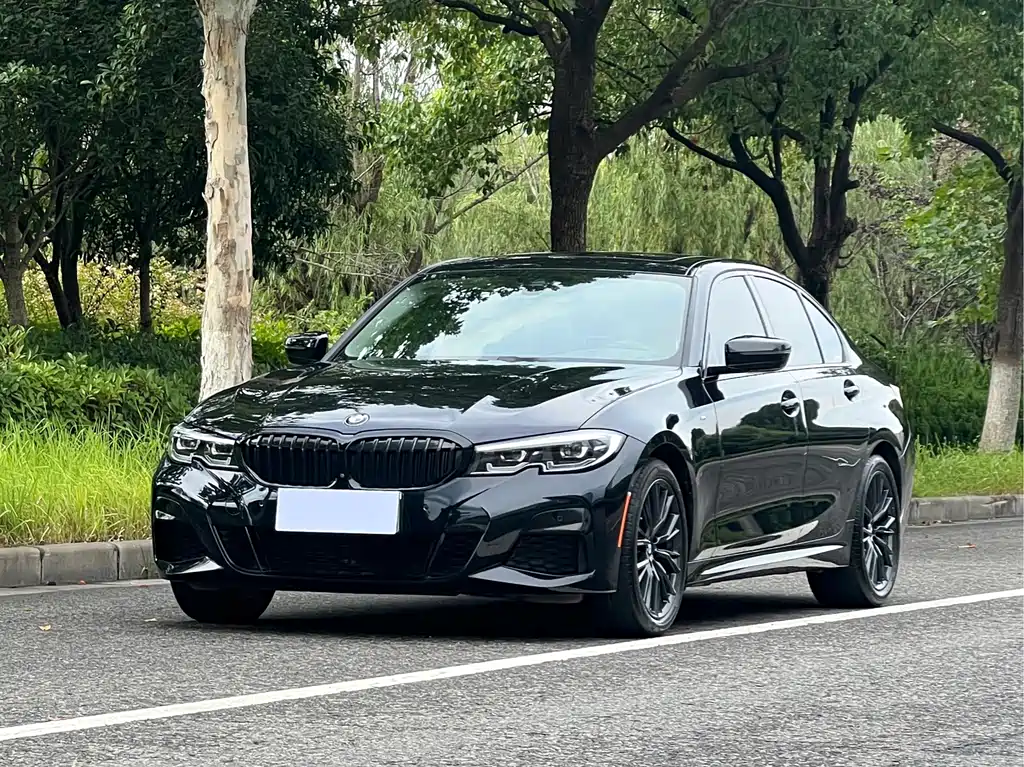 BMW 3 Series 2021