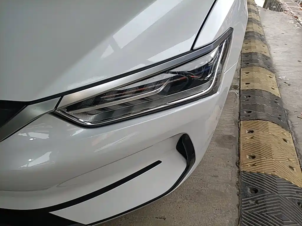 BYD Qin PLUS 2021 — фото 24
