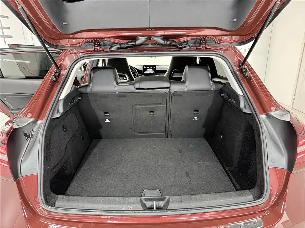 Mercedes-Benz GLA 2018 — фото 13