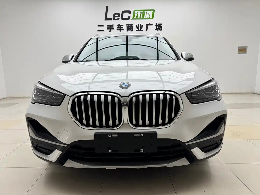 BMW X1 2022 — фото 11