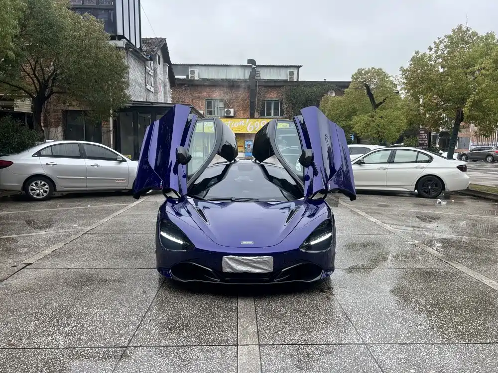 McLaren 720S 2019 — фото 10