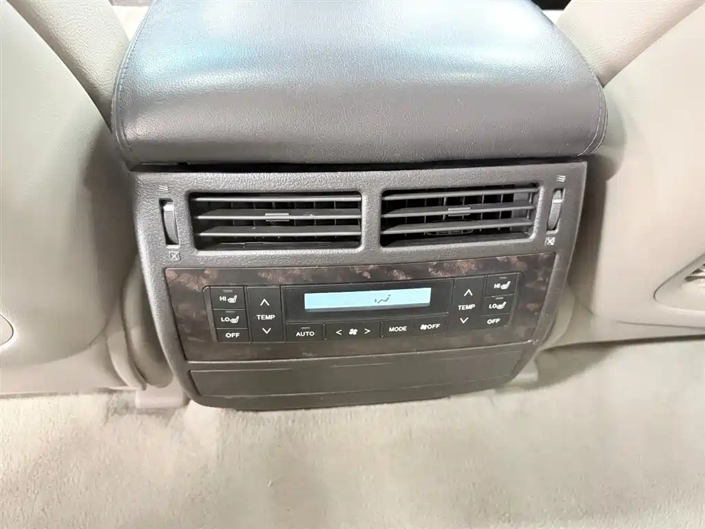 Toyota Land Cruiser 2008 — фото 12