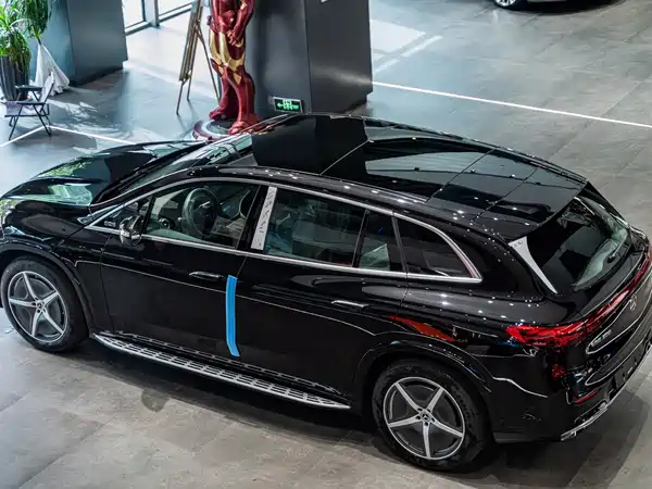 Mercedes-Benz EQS SUV 2026