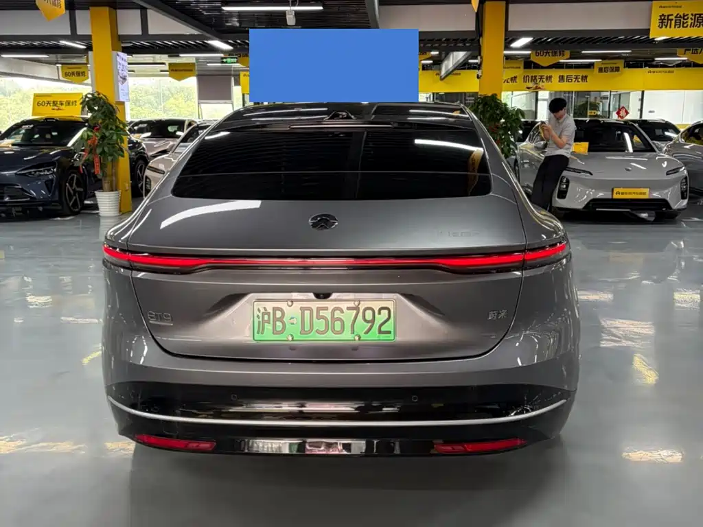 NIO ET9 2025