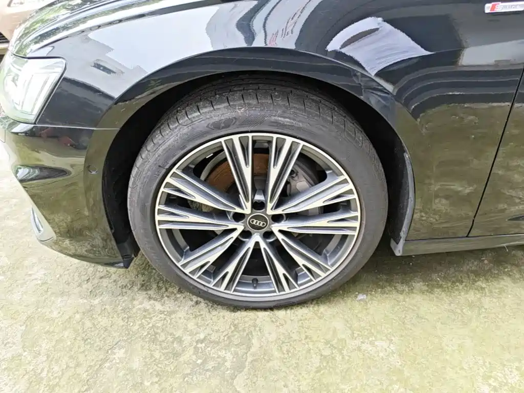 Audi A6L 2022 — фото 23
