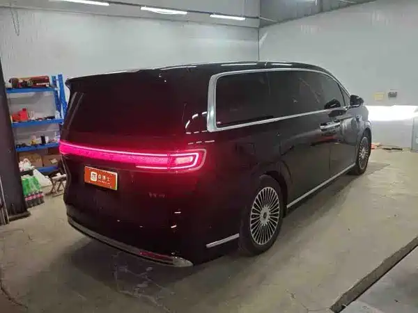 Luxeed V9 2026