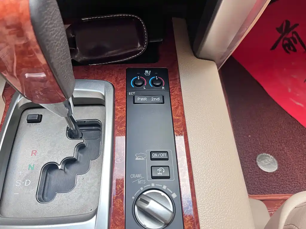 Toyota Land Cruiser 2013 — фото 13