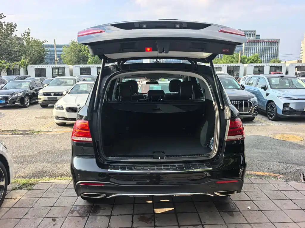 Mercedes-Benz GLE 2015 — фото 14