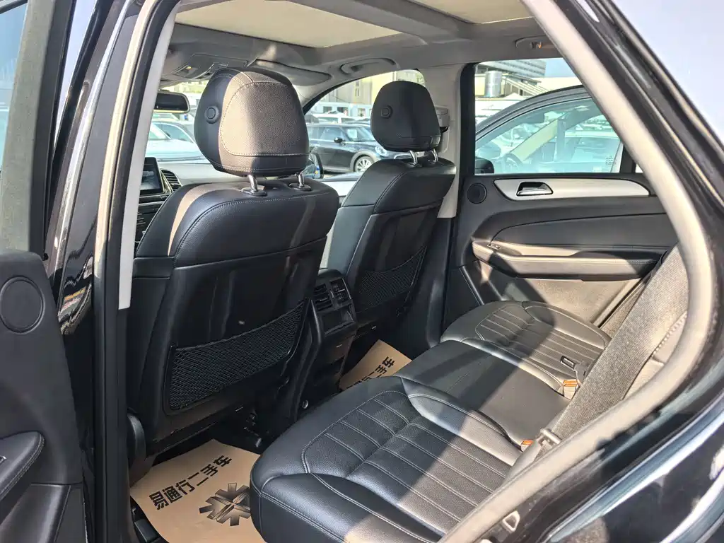 Mercedes-Benz GLE 2015