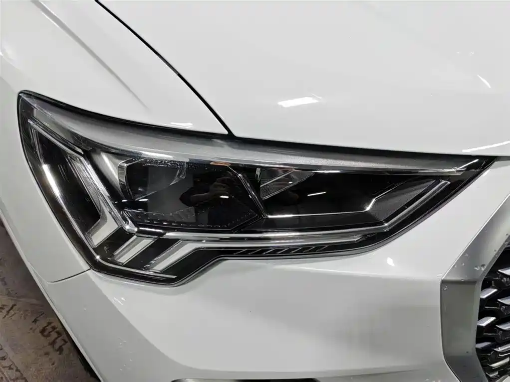Audi Q3 Sportback 2021 — фото 13