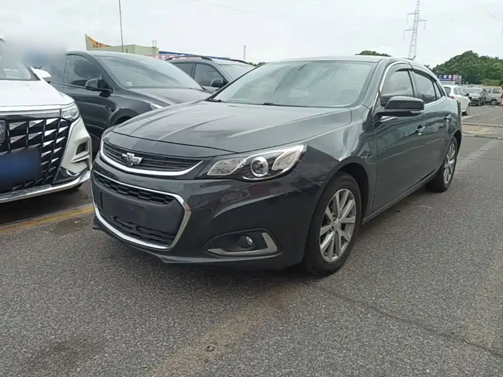 Chevrolet Malibu 2017 — фото 1
