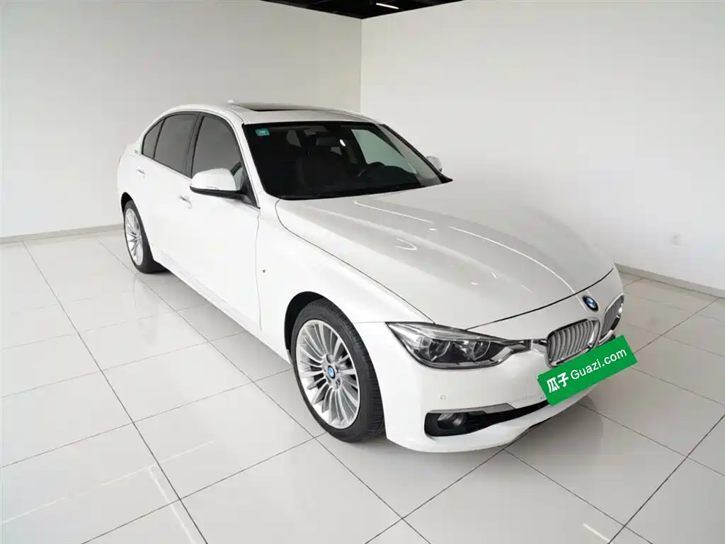 BMW 3 Series 2019 — фото 4