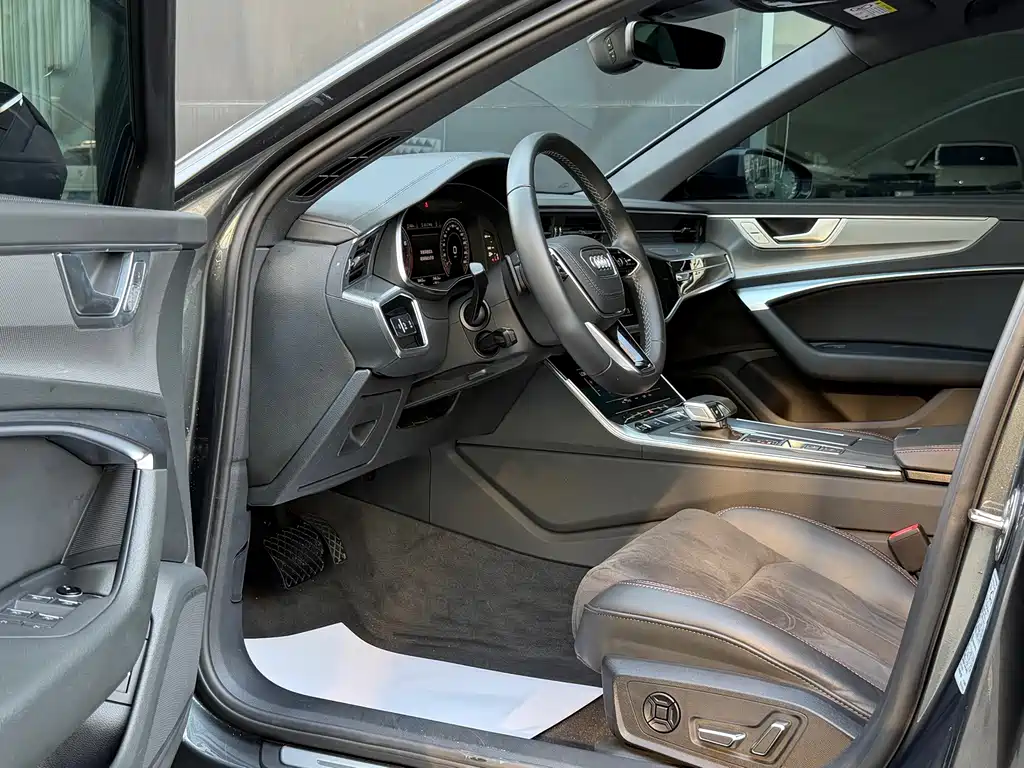 Audi A6L 2024 — фото 11
