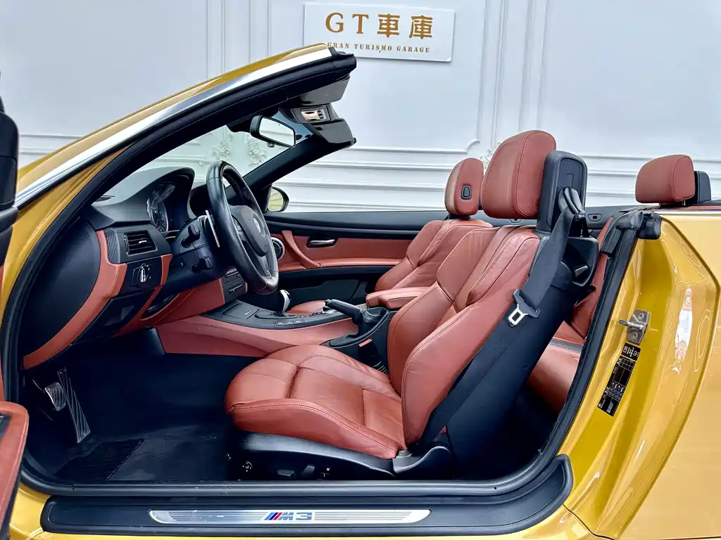 BMW M3 2012 — фото 10