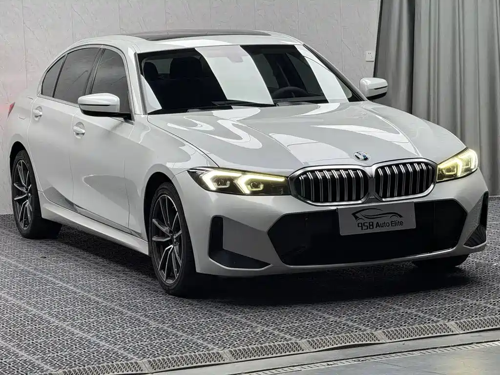 BMW 3 Series 2023