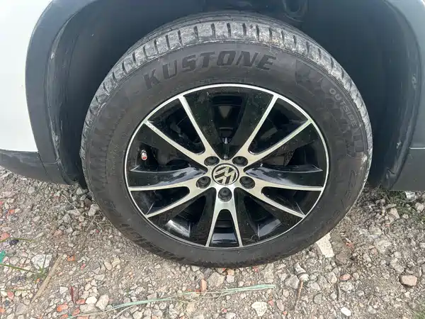 Volkswagen Tiguan 2014