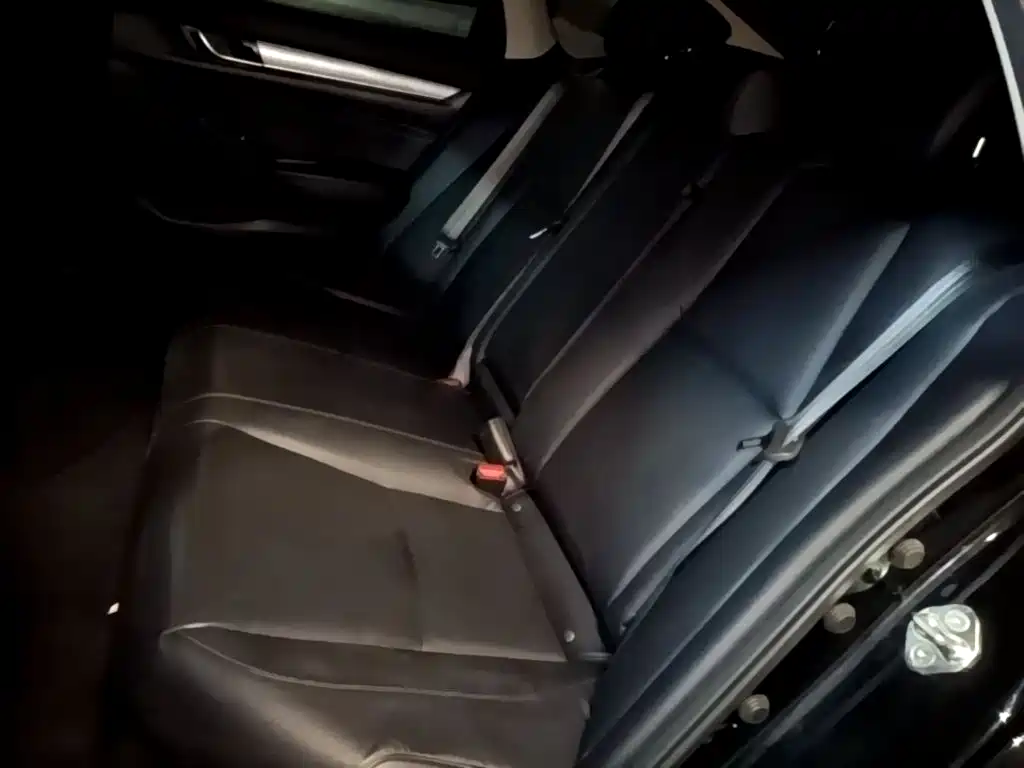 Honda Accord 2021 — фото 17