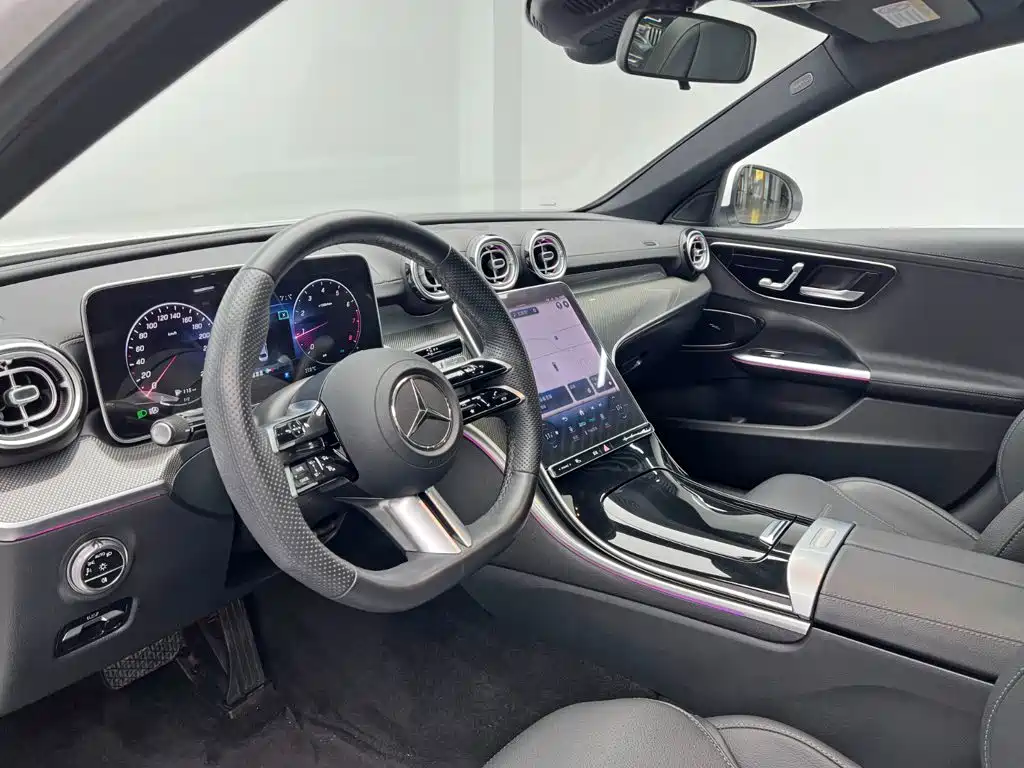 Mercedes-Benz C-Class 2024 — фото 13