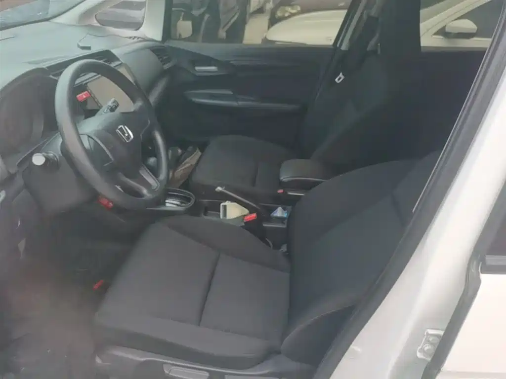 Honda Fit 2016 — фото 15