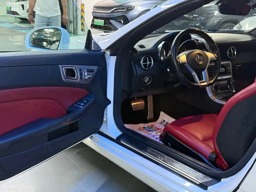 Mercedes-Benz SLK-Class 2012