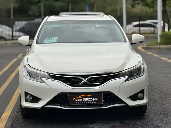 Toyota Reiz 2013