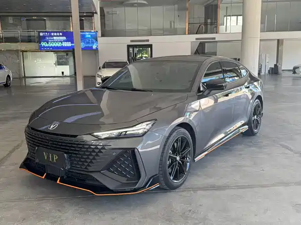 Changan UNI-V 2022
