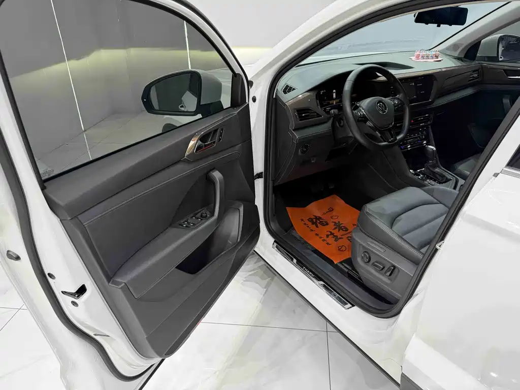 Volkswagen Tharu 2022