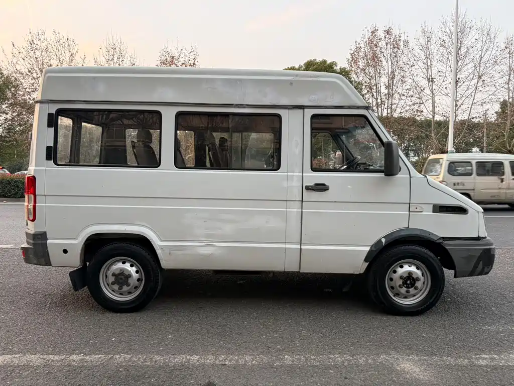 IVECO Daily 2015 — фото 4