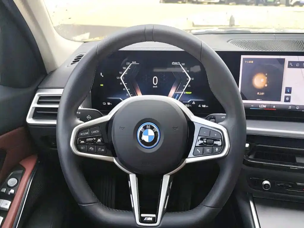 BMW i3 2025 — фото 11